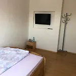 Homestay M/p *