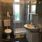 M/p Homestay