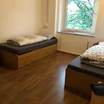 Homestay M/p *