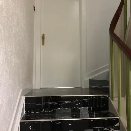 Privatunterkunft M/p *