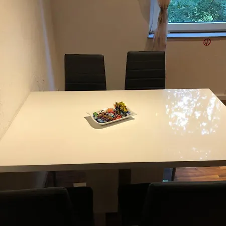 Privatunterkunft M/p Duisburg
